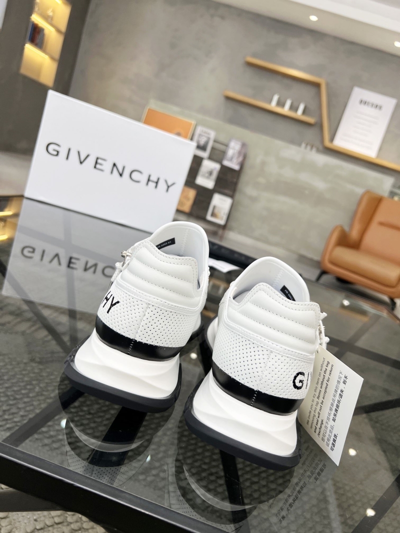 Givenchy Sneakers